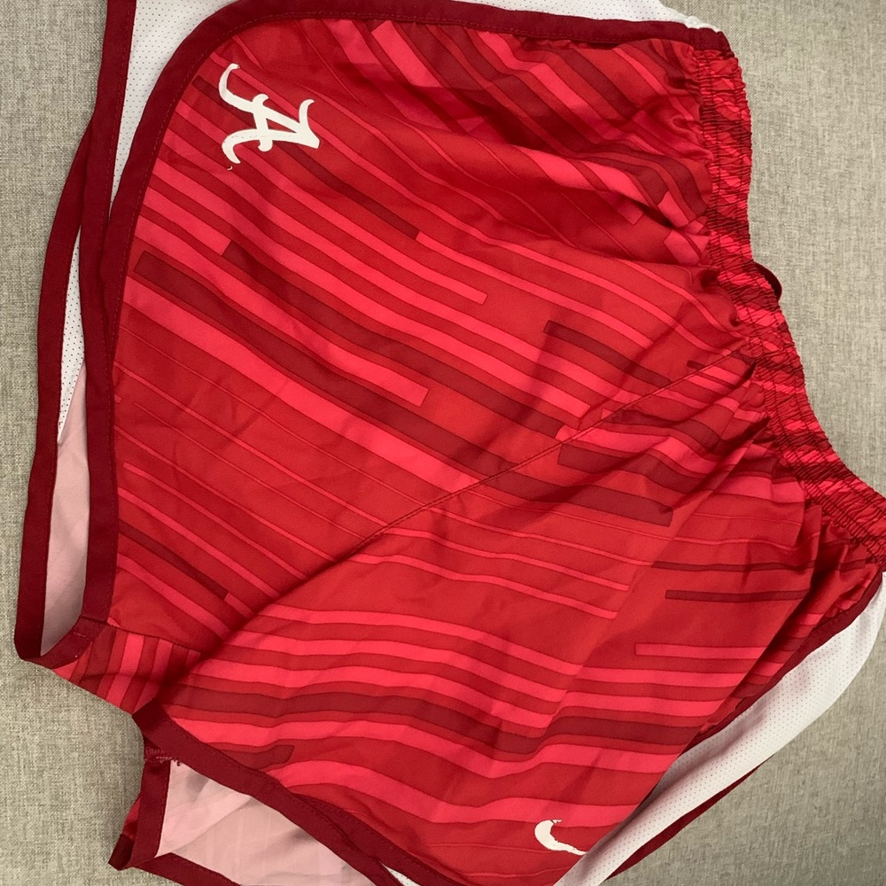 Alabama football Nike shorts size small